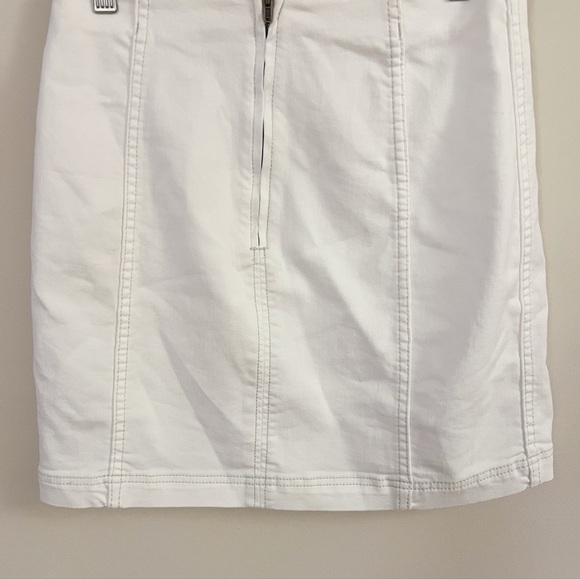 Free People Modern Femme Denim Mini In Stark White Size 10 Back Zip Close - Picture 8 of 11